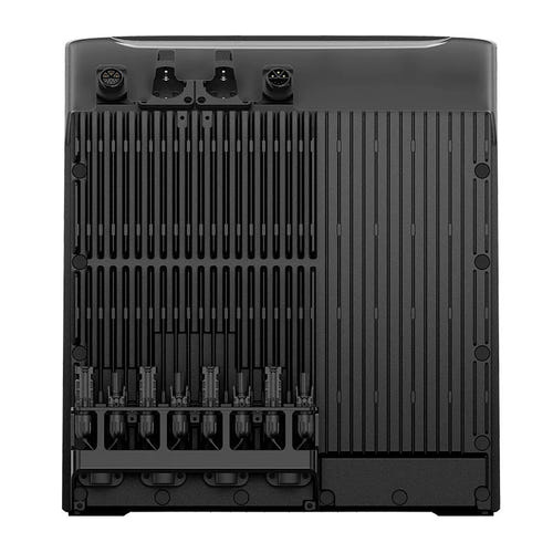 EcoFlow STREAM Ultra X - Stockage 3,84 kWh avec micro-onduleur : STREAM Ultra X installé au mur