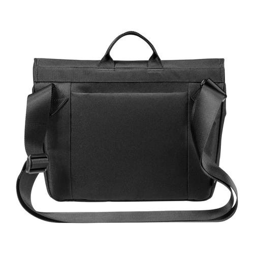 Tomtoc Slash-T27 - Sacoche à bandoulière 6,5 L pour tablette 11 pouces (noire) : intérieur de la sacoche avec tablette et accessoires