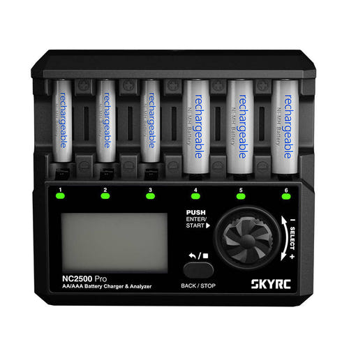 SkyRC NC2500 Pro - Chargeur-régénérateur 6 accus AA/AAA (vue 1)