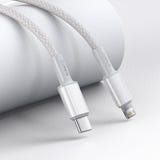Baseus High Density Braided - Câble USB-C vers Lightning 20 W 2 m (blanc) : jonction renforcée entre gaine et connecteur