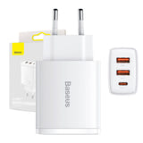 Baseus Compact Quick Charger - Chargeur secteur 30 W 2 USB-A et USB-C (blanc) : chargeur Baseus Compact blanc vu d'ensemble