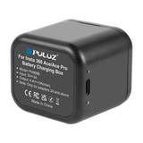 Puluz PU968B - Chargeur double et boîtier à cartes pour Insta360 Ace : témoins LED rouge et vert en fonctionnement