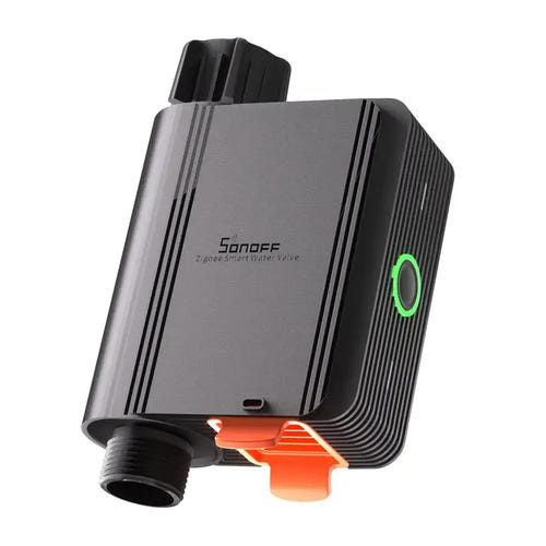 Sonoff SWV-BSP - Électrovanne d'arrosage connectée Zigbee 3/4 pouce avec compteur d'eau : vanne installée entre le robinet et le tuyau
