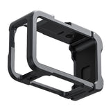 Telesin S6-FMS-35-TDJ - Cage aluminium pour DJI Osmo Action 6 : caméra installée dans la cage, ports accessibles