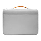 Tomtoc Defender-A14 - Sacoche pour ordinateur portable 16 pouces (grise) : chargeur et câbles rangés dans la poche avant