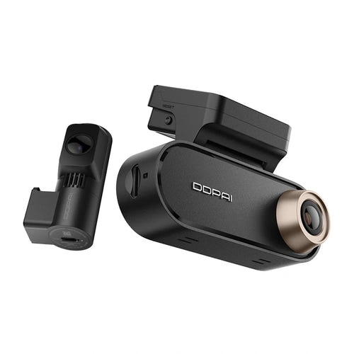 DDPAI N5 Pro - dashcam avant et arrière 4K HDR ou 3K 60 i/s, Wi-Fi 6 : vue trois quarts avec caméra arrière