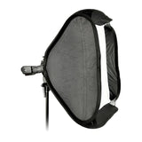 GODOX SFUV5050 - Softbox 50x50 cm à monture Bowens : sur trépied angle
