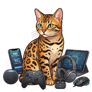 Yumi, le chat Bengal qui dirige la boutique, en costume